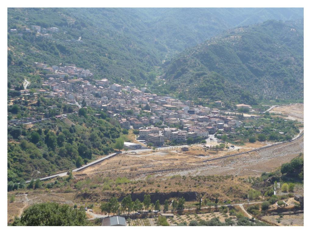 مبيت وإفطار Bivongi Borgo Della Longevita المظهر الخارجي الصورة